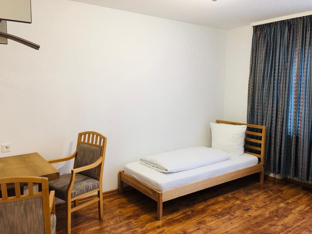 Apartamente Pfullingen Ngoại thất bức ảnh
